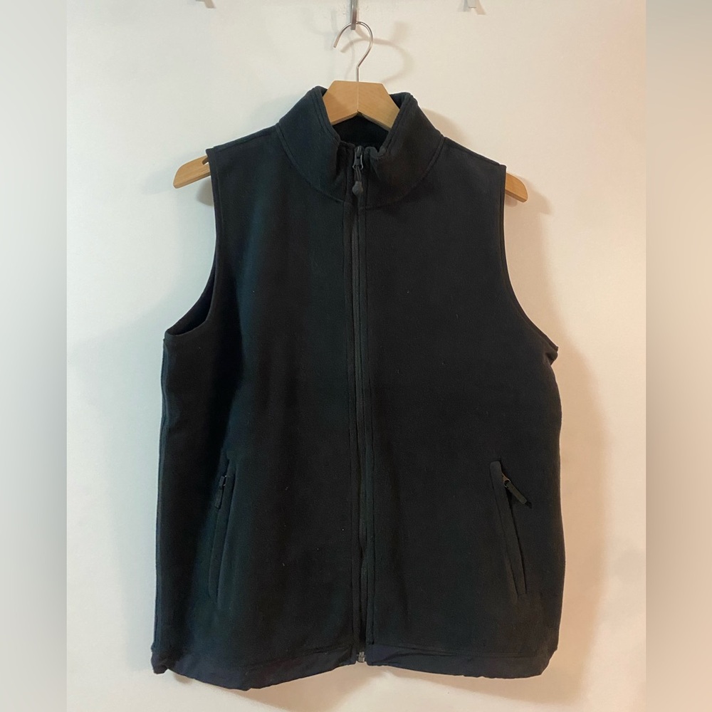 Aritzia TNAction Snoday Polartec Vest - blacks, sz small